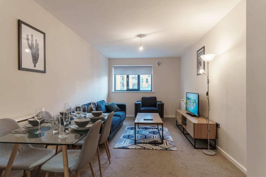 Spacious 2 Bed Apartment in Manchester Centre