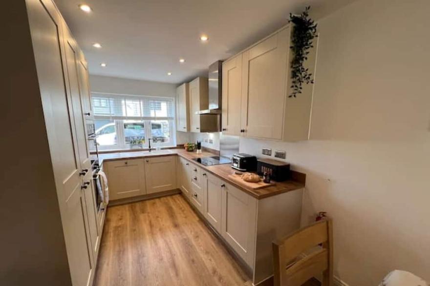 Dairy Cottage Whitby- Boutique Charm Near the Sea