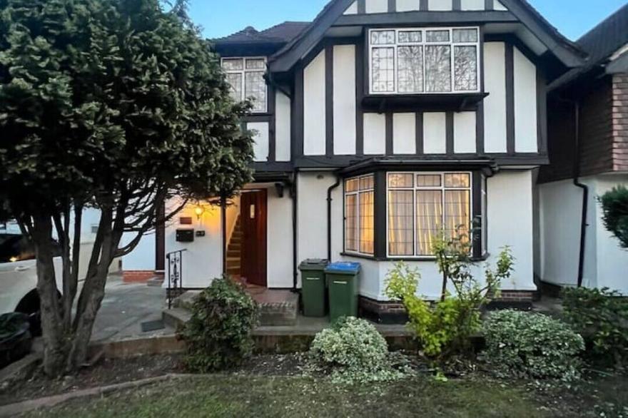 House near o2 Greenwich Canary Wharf