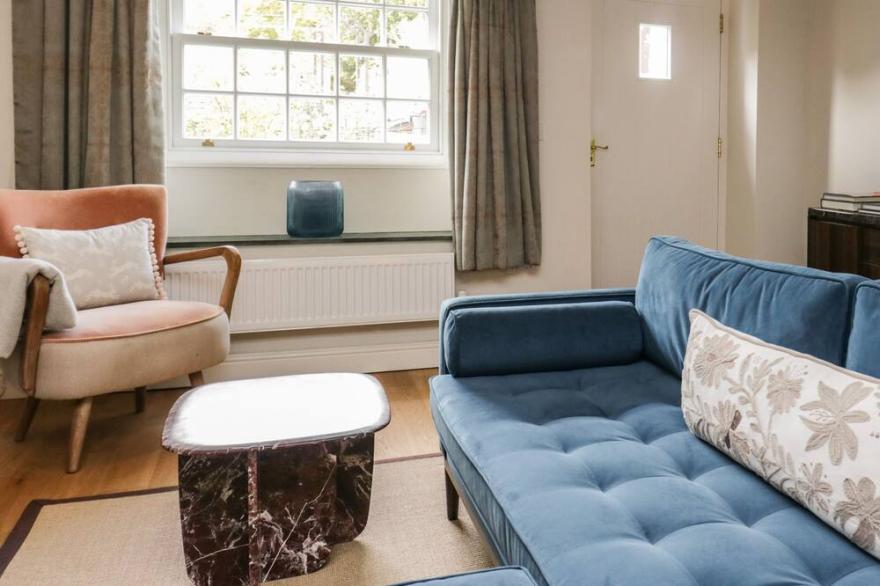 OLD FARM COTTAGE, pet friendly, with open fire in Skelwith Fold