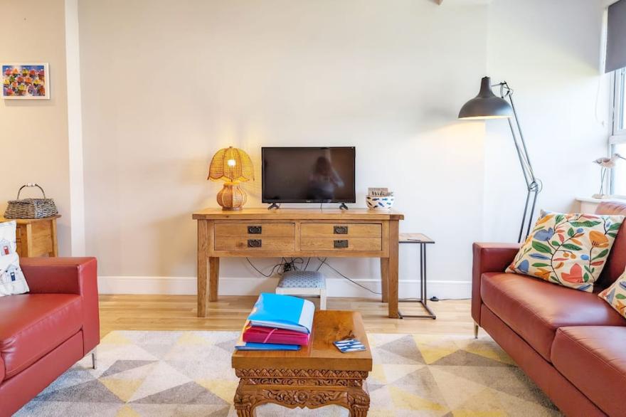 Pebblestone -  a flat that sleeps 4 guests  in 2 bedrooms