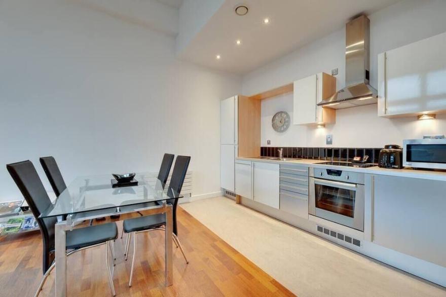 Huge Newcastle city centre apartment