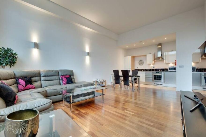 Huge Newcastle city centre apartment