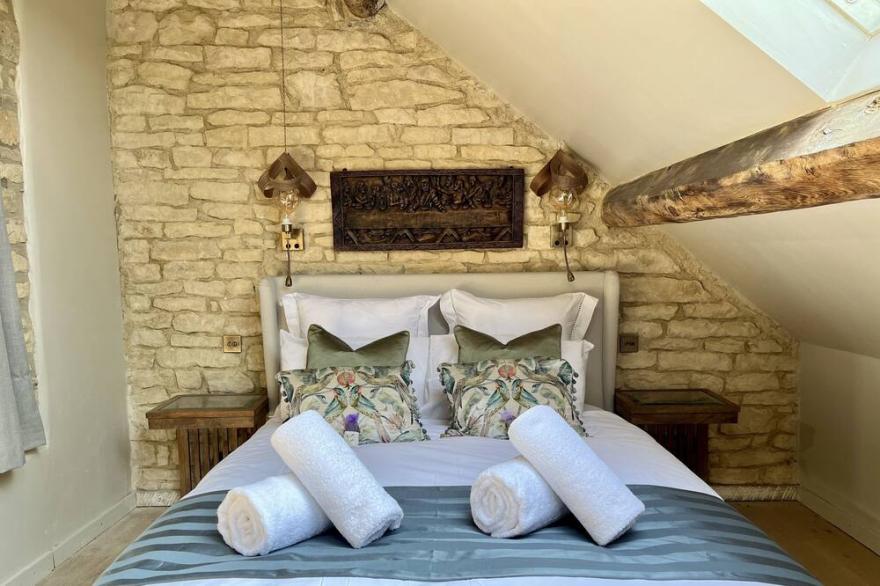 The Dovetail - Authentic Cotswolds Living