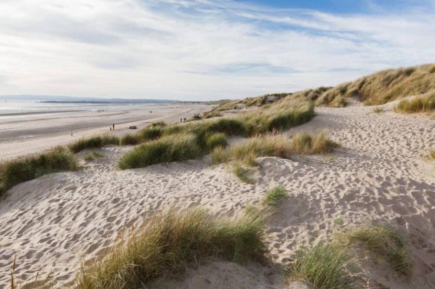 Sandy Toes Beach House - Camber Sands - Games Room