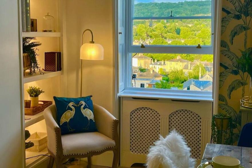 Period Penthouse with Stunning Views over Bath!