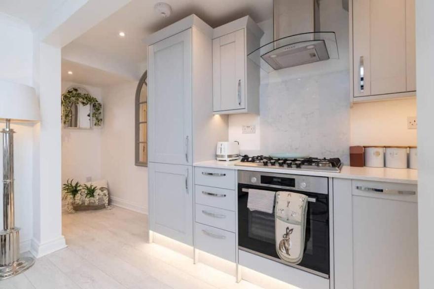 Central Apartment - with Patio + Free Parking!