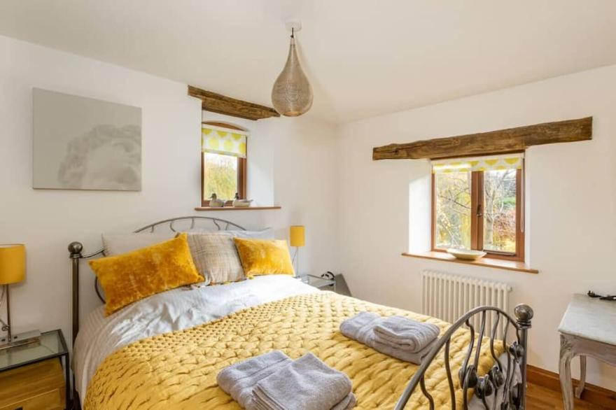 Granary Cottage - Luxury Barn Conversion!
