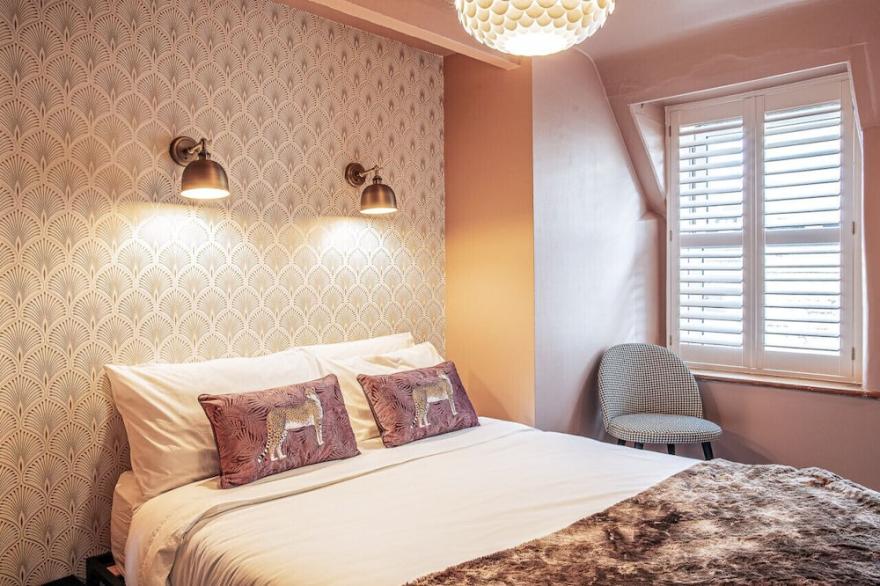 Maple Rose - 2 Bed with Garden in Minchinhampton!