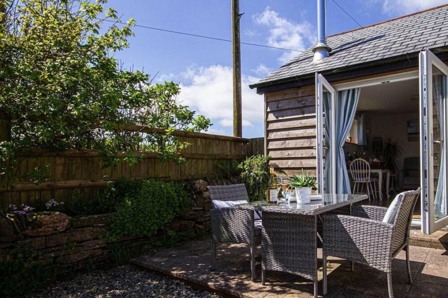 Swallow Cottage near Boscastle sleeps 2