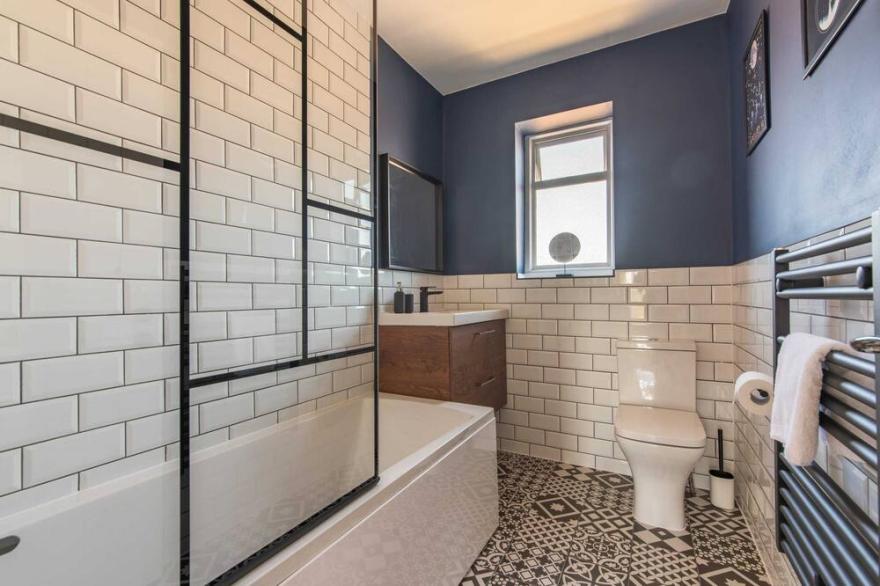 Spacious Southampton House. Sanctuary in the City