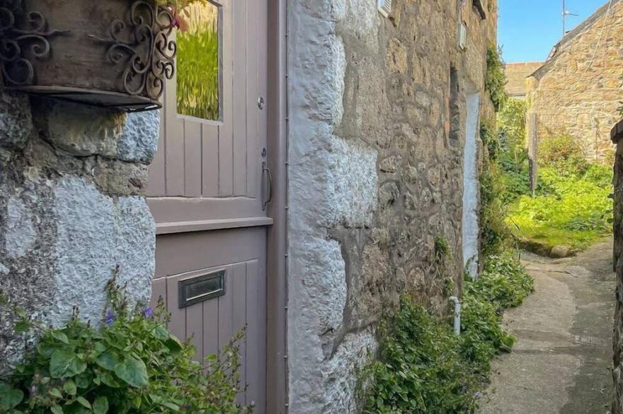 Cosy Cottage in the Heart of Mousehole