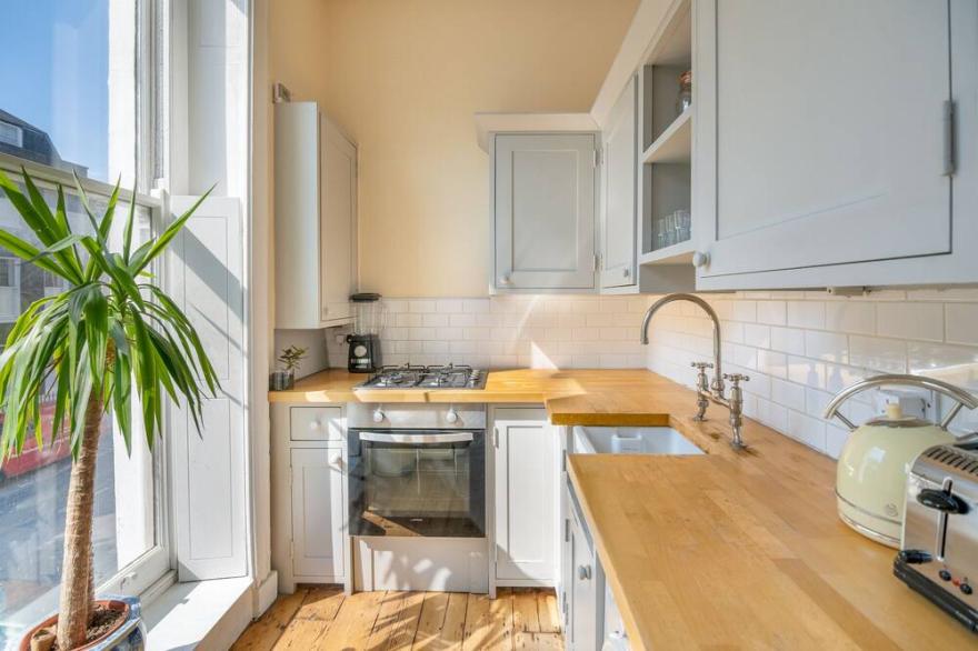 Beautiful Central London 1 Bedroom Apartment!