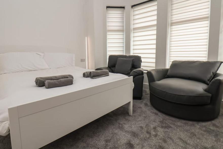 FRANKIE’S SEAVIEW 4, pet friendly in Bridlington