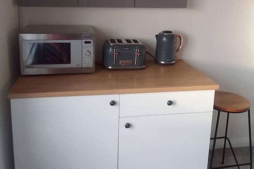 Room 3. Single or twin room near Bristol Airport