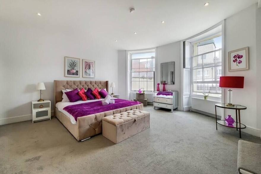 Super Deluxe 2-Bedroom Apartment Off BakerStreet