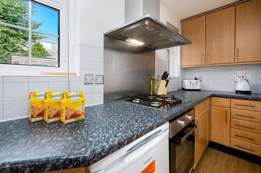 Lovely Two Bedroom Apartment in South East London!