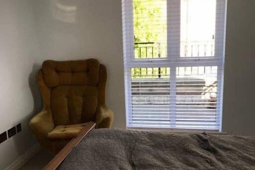 York - The Burton Stone - with parking