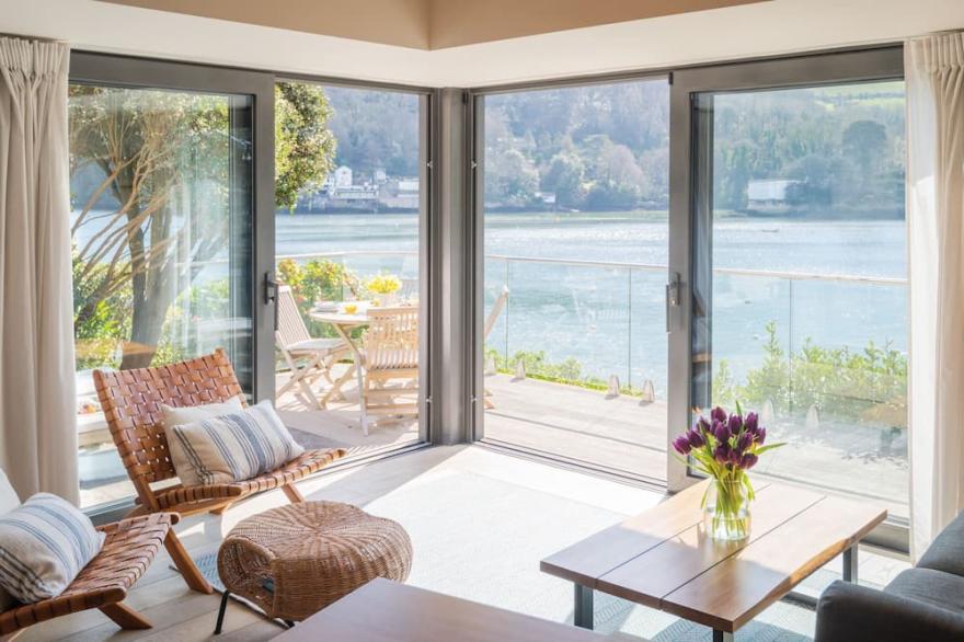 The Edge -  a house that sleeps 4 guests in 2 bedrooms