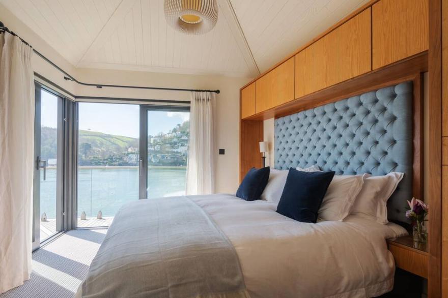 The Edge -  a house that sleeps 4 guests in 2 bedrooms