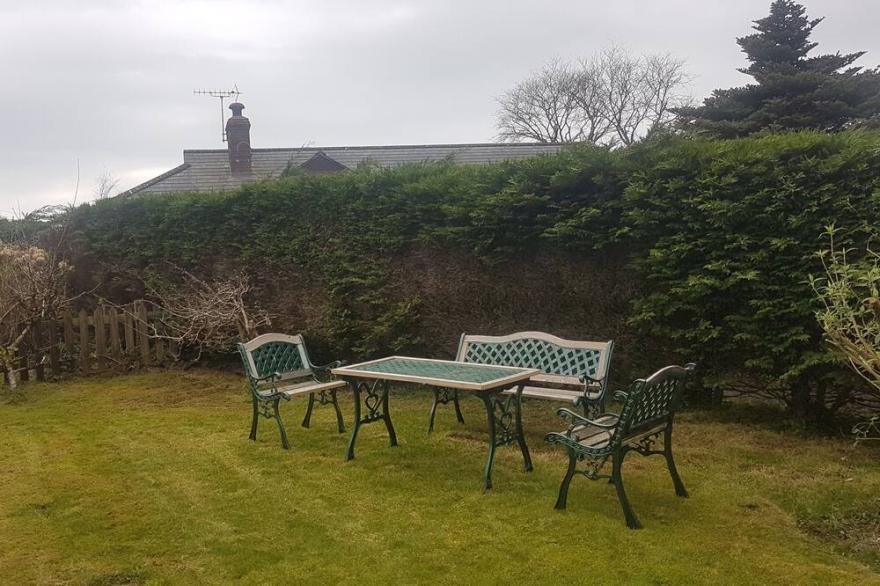Pretty victorian cottage with loads of character, great for families