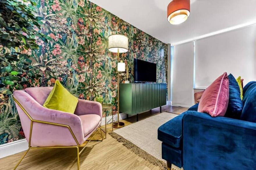 Stunning Family Home - Sleeps 11