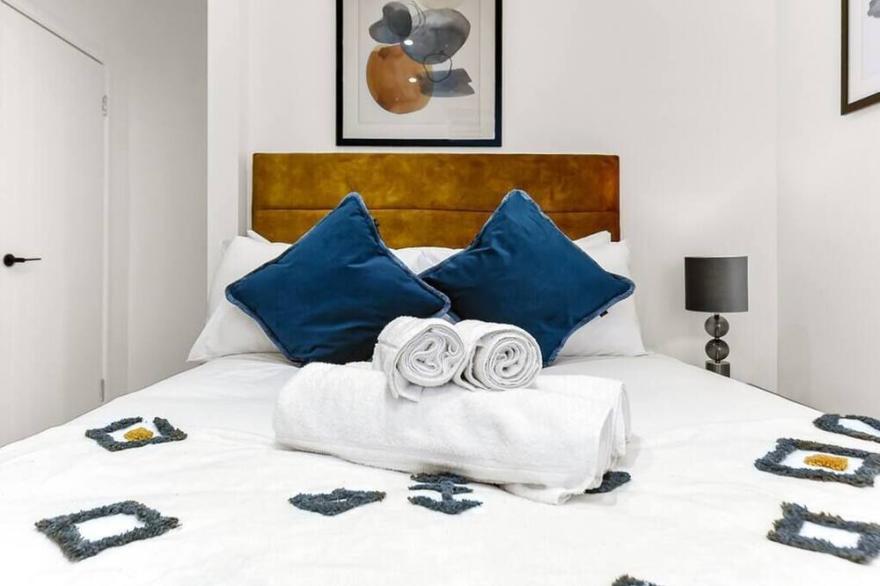 Modern Apartment | Where Everything Just Works!
