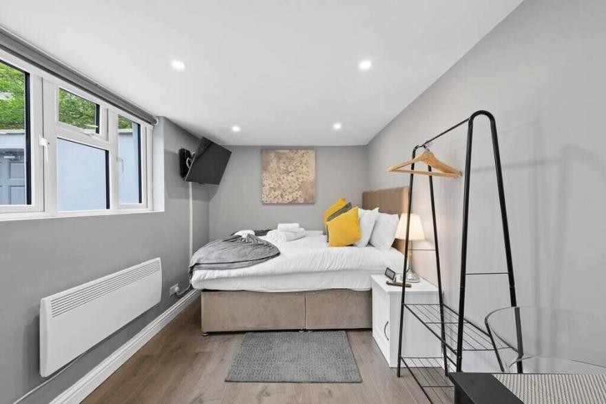 Perfect Studio for Couple or Solo Traveler