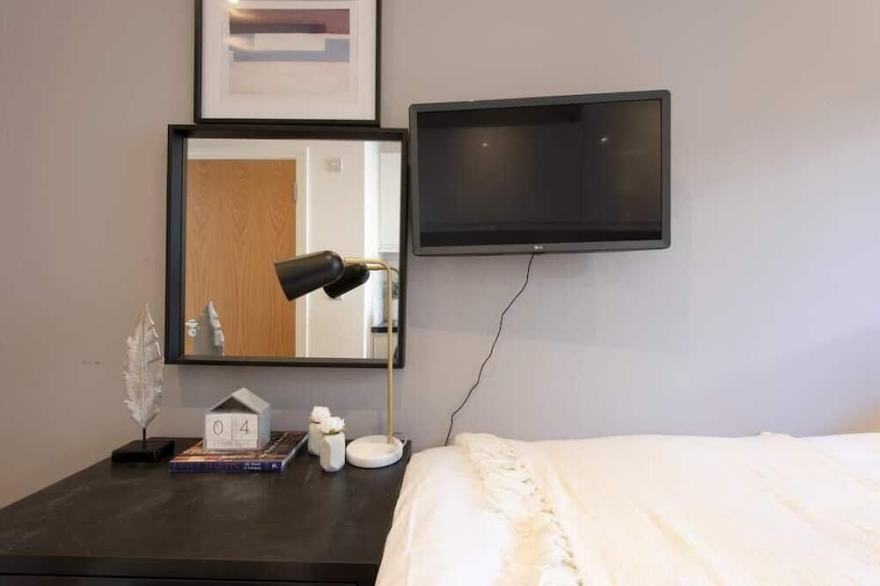 Cozy-Bnbs Tiny and Perfect Studio Apartment