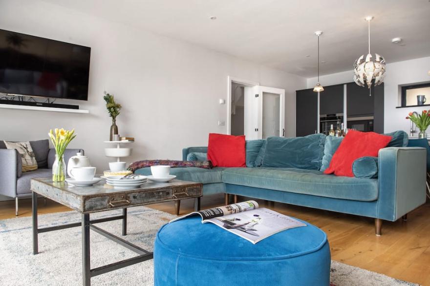 Sandpiper -  a house that sleeps 10 guests  in 5 bedrooms