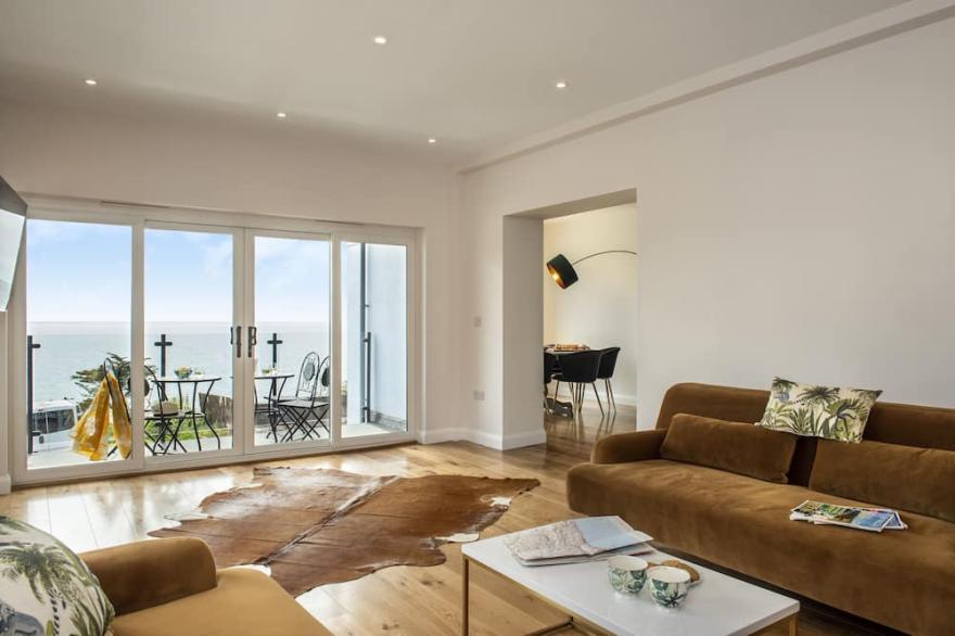 Turnstone -  a house that sleeps 6 guests  in 3 bedrooms