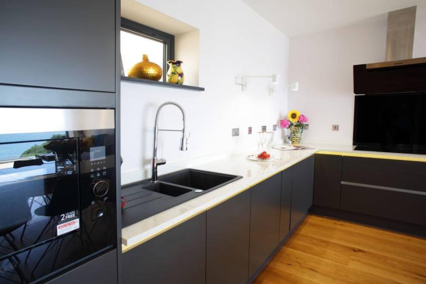 Fulmar -  a house that sleeps 10 guests  in 5 bedrooms