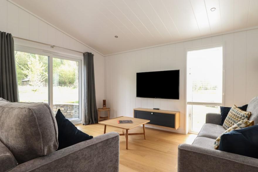 BLACKTHORN COPSE, pet friendly, with a garden in Haverthwaite