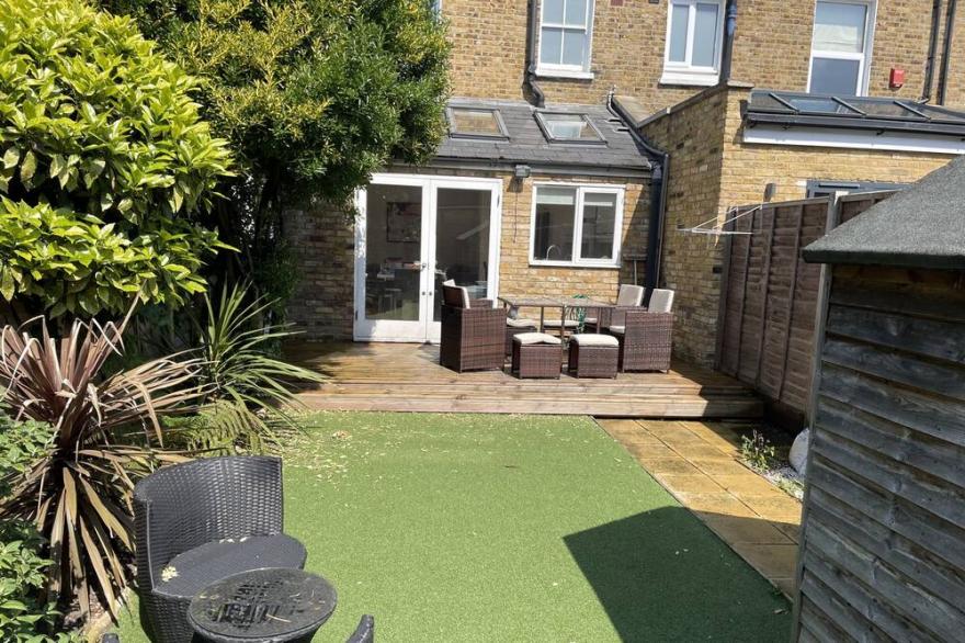 Family House in Central London, nr Tube