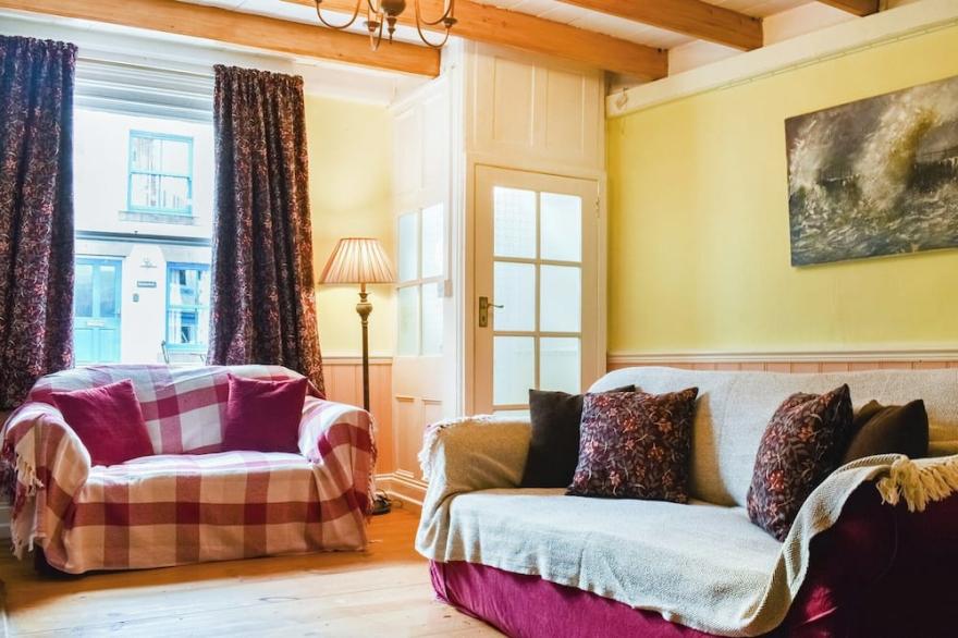 4 bedroom accommodation in Staithes