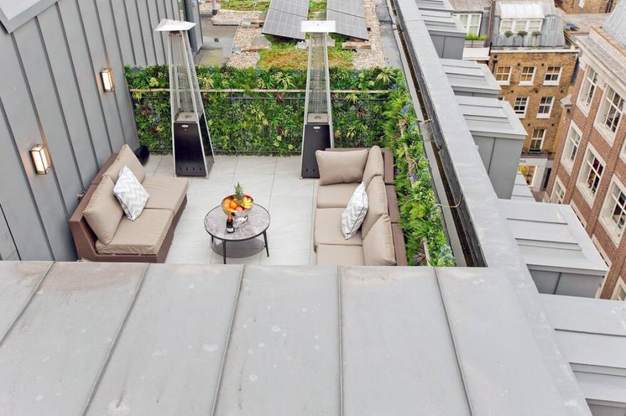 3-bed Rooftop Penthouse