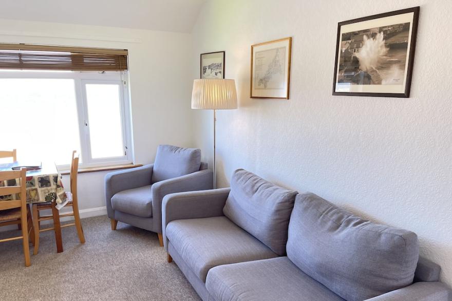 6 Malakoff -  an apartment that sleeps 4 guests  in 2 bedrooms