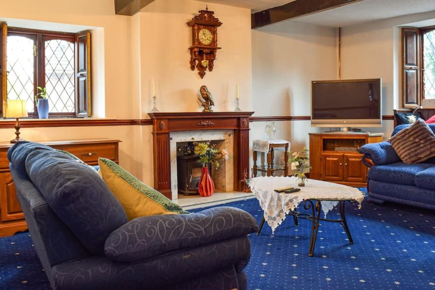1 bedroom accommodation in Barnsley