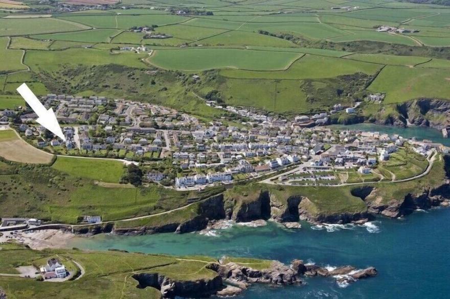 LITTLE SARK, pet friendly, with a garden in Port Isaac
