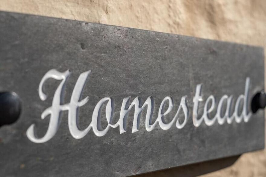 HOMESTEAD, pet friendly, character holiday cottage in Port Isaac