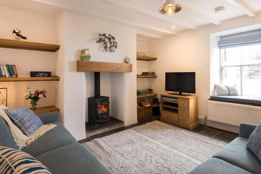 KIPPER COTTAGE, family friendly in Port Isaac