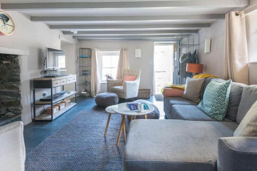 CREEL COTTAGE, family friendly in Port Isaac