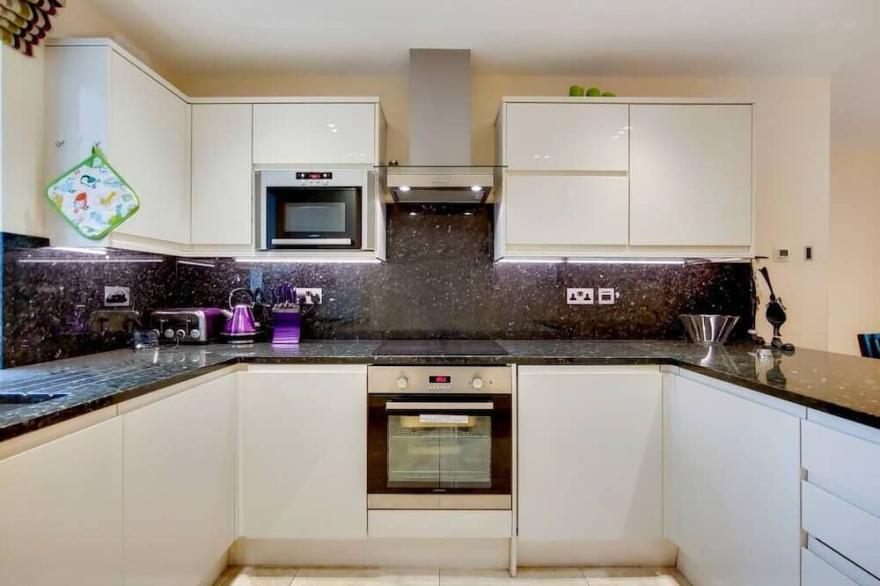Royal Three Bedroom Smart Apartment