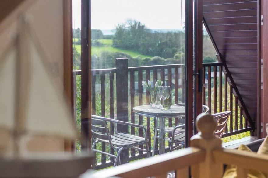 SANDY HILLS 8, pet friendly, with a garden in Rock