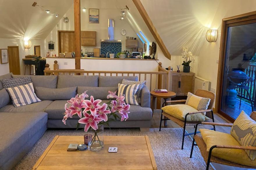 SANDY HILLS 8, pet friendly, with a garden in Rock