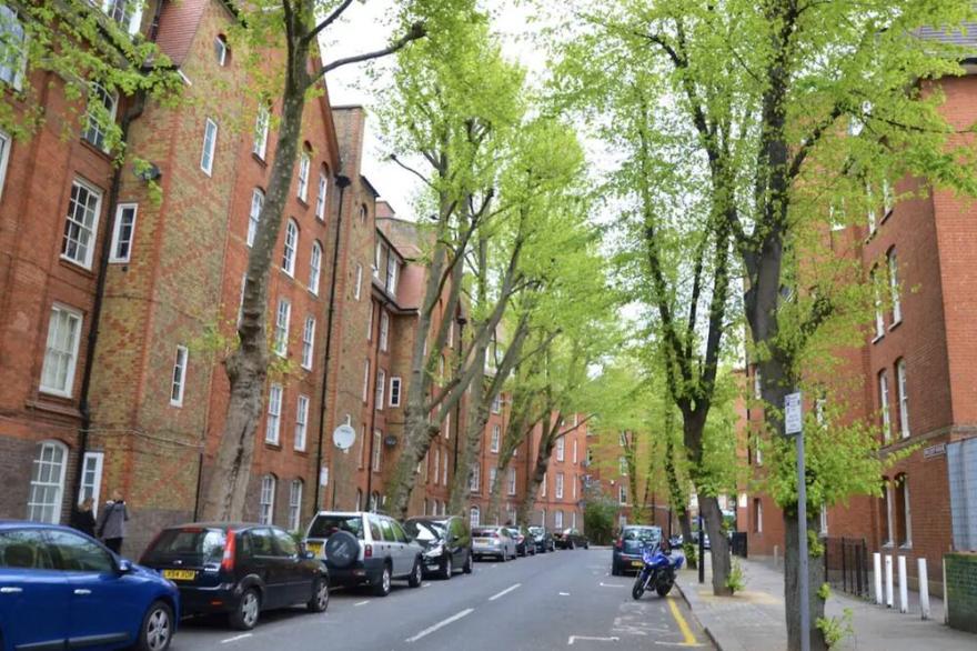 Stylish Central Shoreditch Flat
