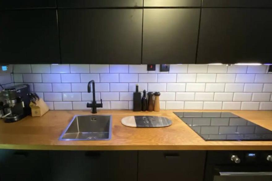 Stylish Central Shoreditch Flat