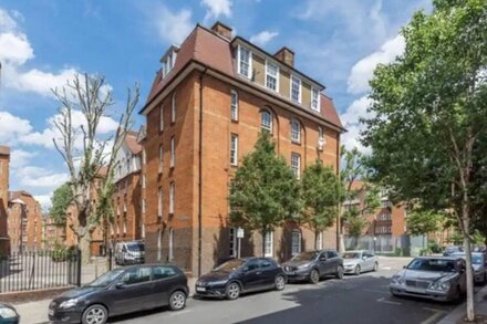 Stylish Central Shoreditch Flat
