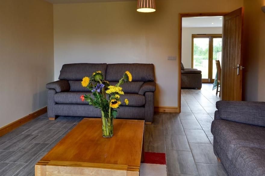 3 bedroom accommodation in Arlingham, near Gloucester