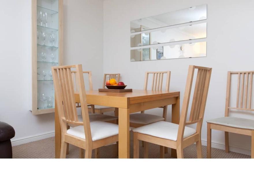 Pass the Keys | Homely and Light-Filled 2 bedroom flat